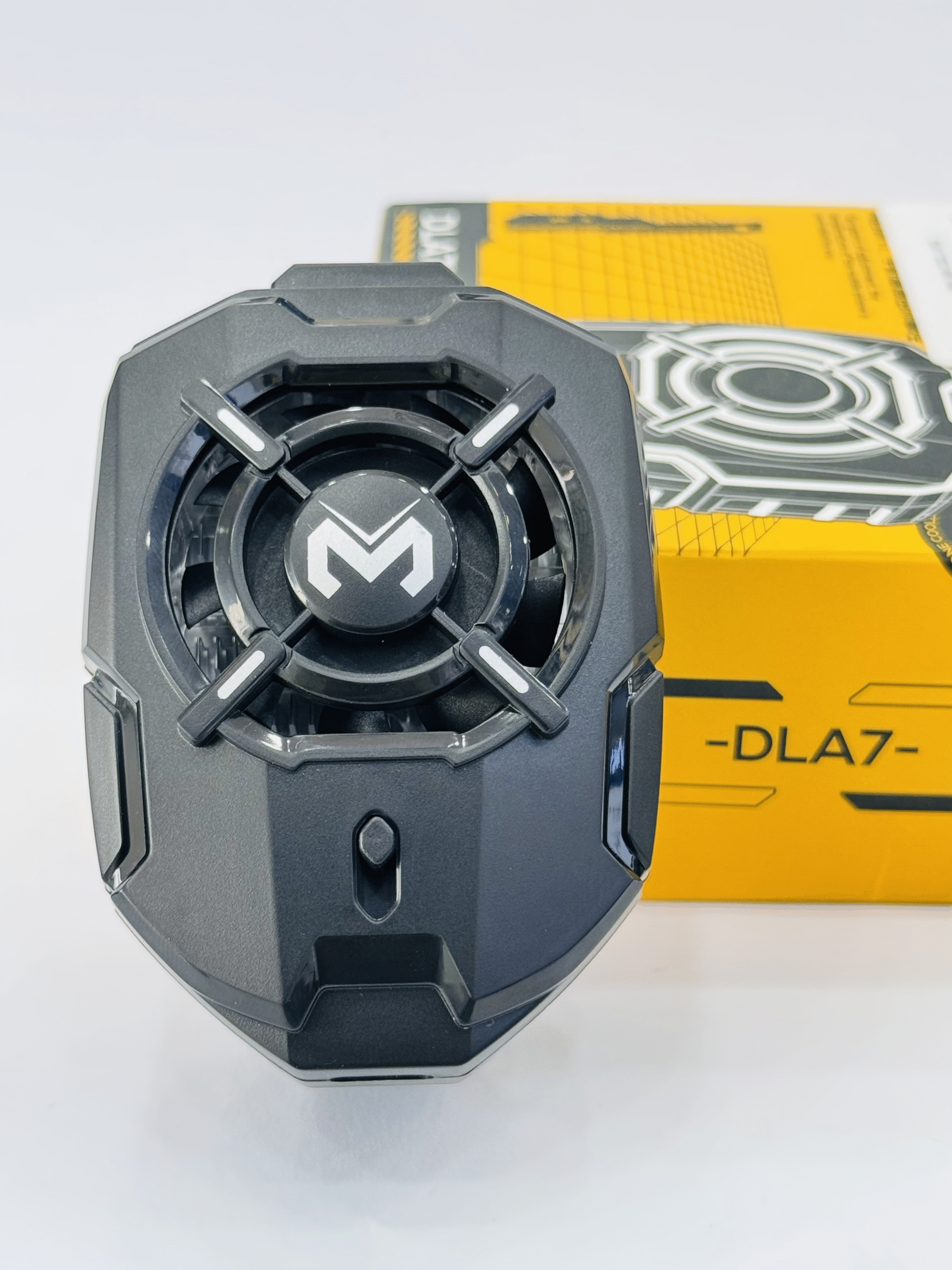 MEMO DLA7 Phone Cooling Fan